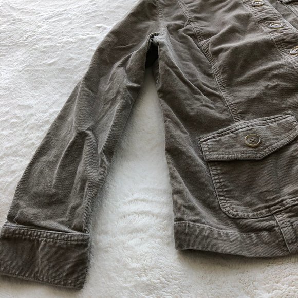 Beautiful Vintage Bass Jacket - Picture 3 of 15